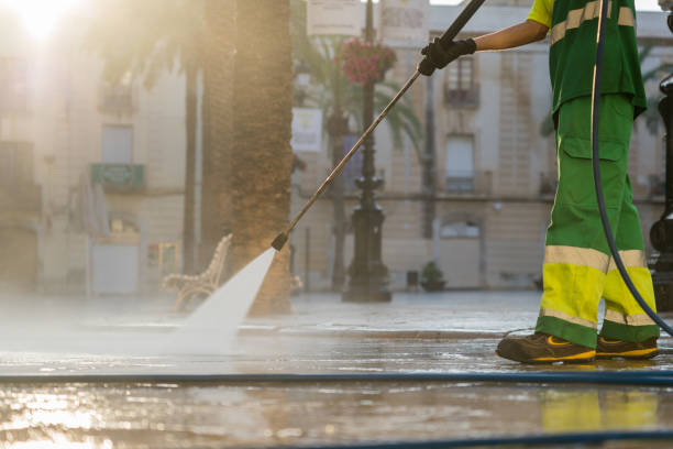 Best Pool Deck Cleaning  in Friona, TX